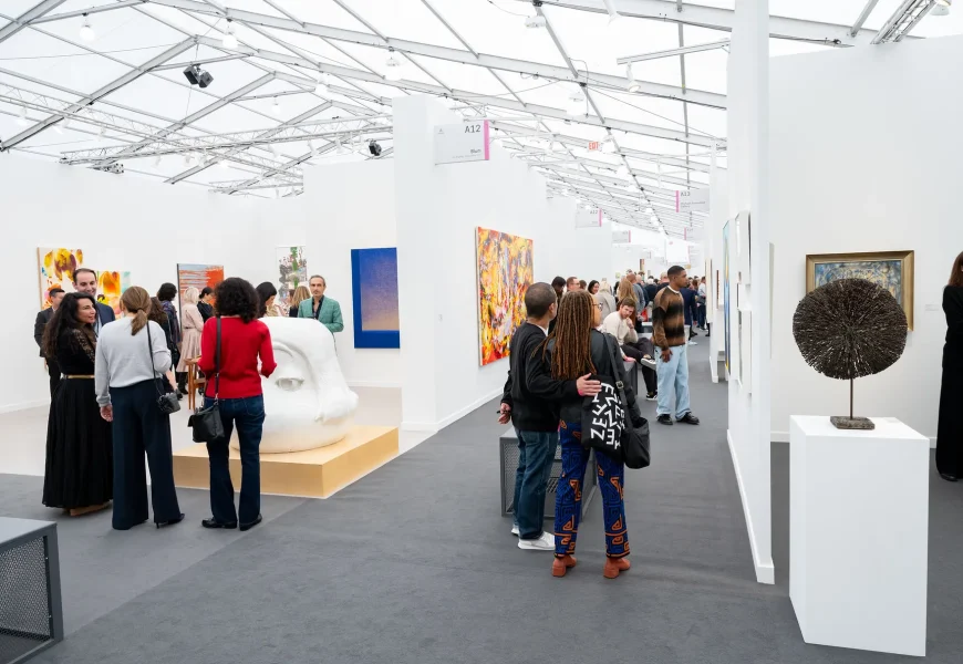 From Fair to Home: Relocating Art Between Residences